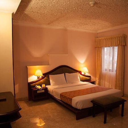 Golf 1 Hotel Далат Экстерьер фото