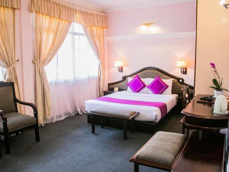 Golf 1 Hotel Далат Экстерьер фото